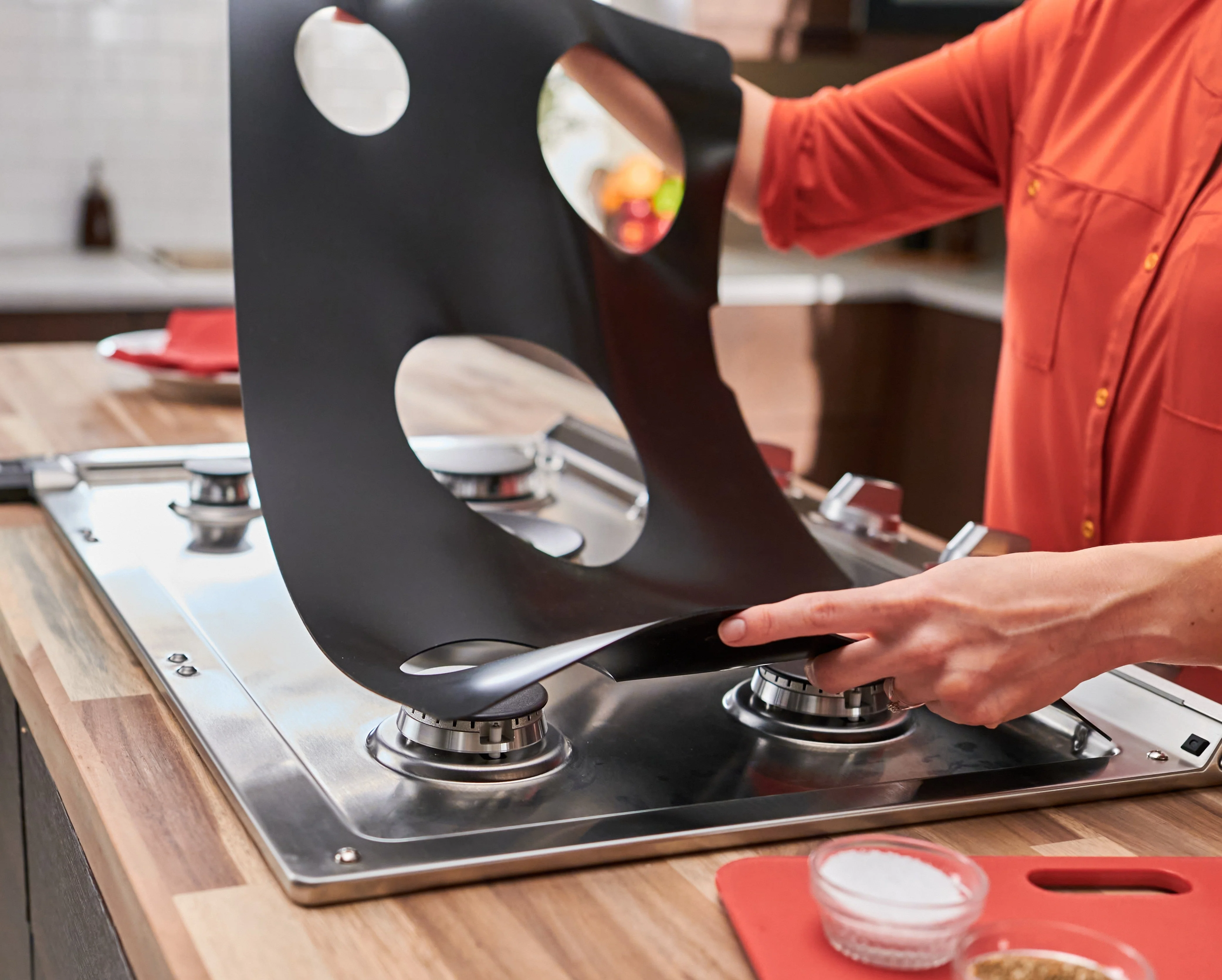 Signature StoveGuard Grip | Silicone Stove Protector #775 - Image 5