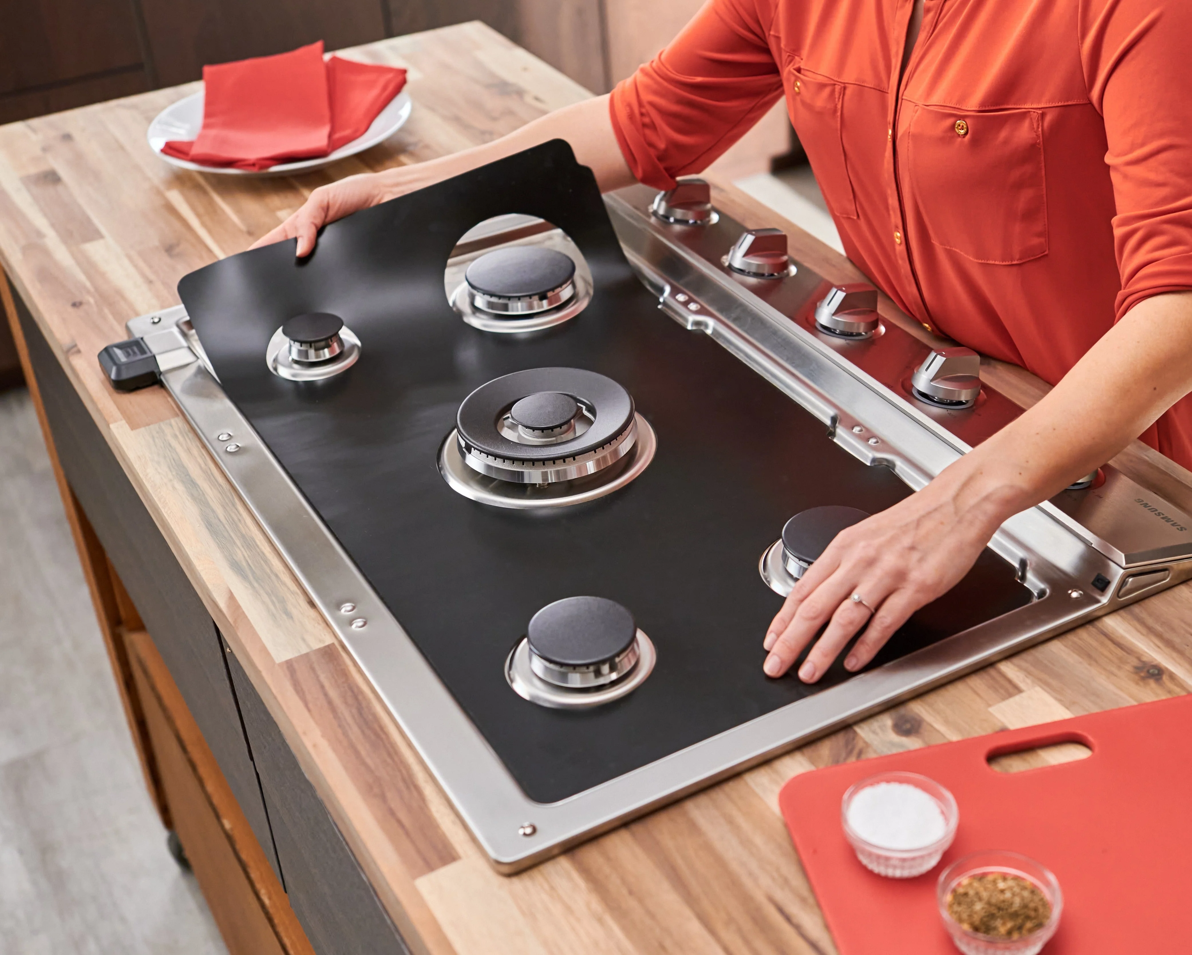 Whirlpool StoveGuard Grip | Silicone Stove Protector #104 - Image 2